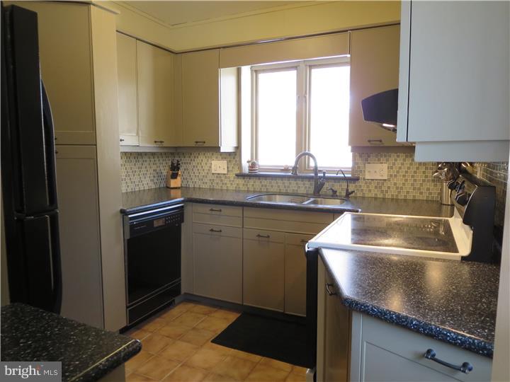 631 Church Road Reading, PA 19607 - Photo 8 of 24