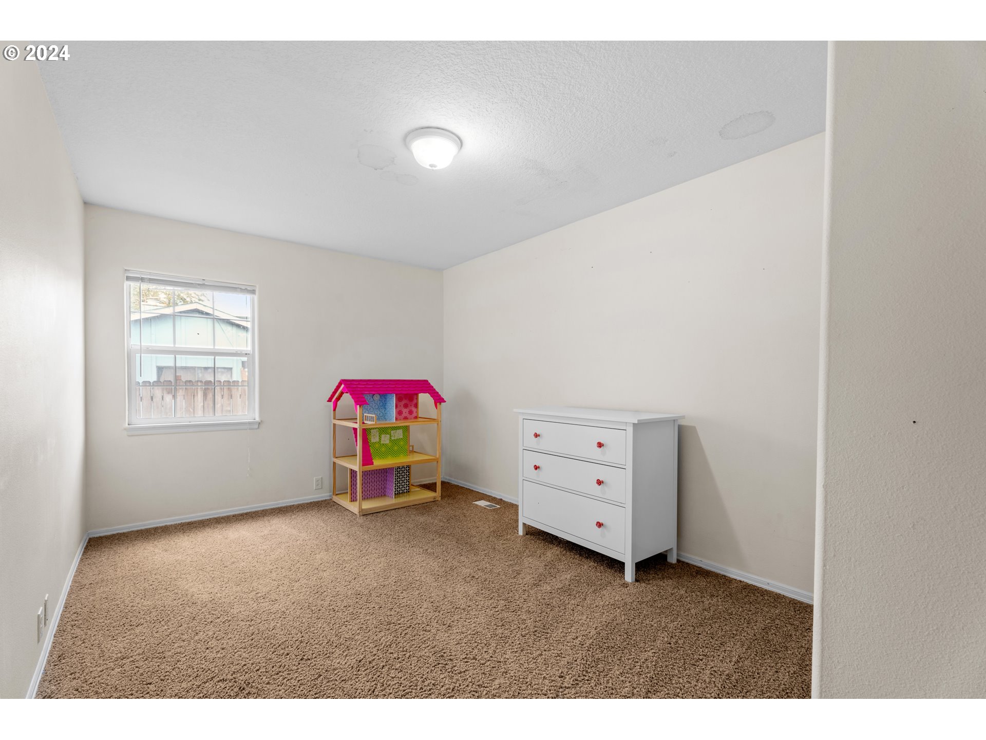 1297 South Fir Street Canby, OR 97013 - Photo 11 of 38
