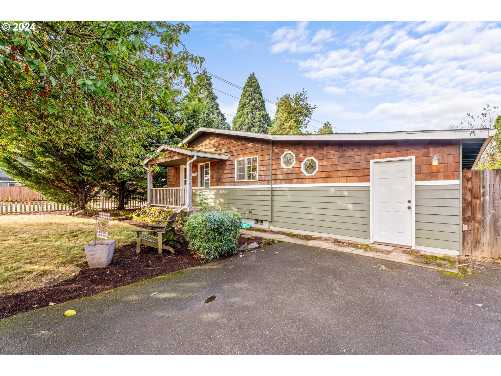 1297 South Fir Street Canby, OR 97013 - Photo 2 of 38