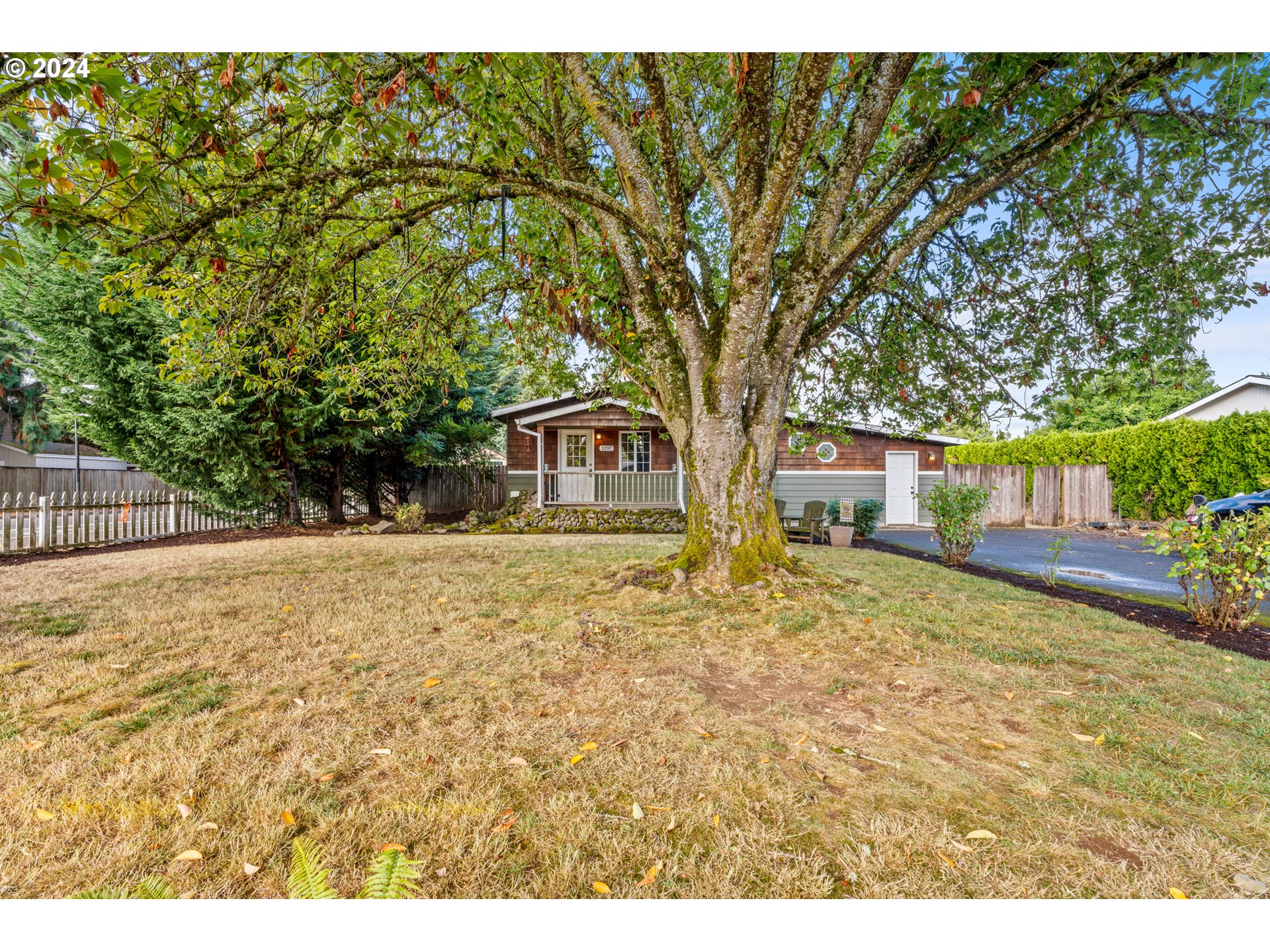 1297 South Fir Street Canby, OR 97013 - Photo 3 of 38