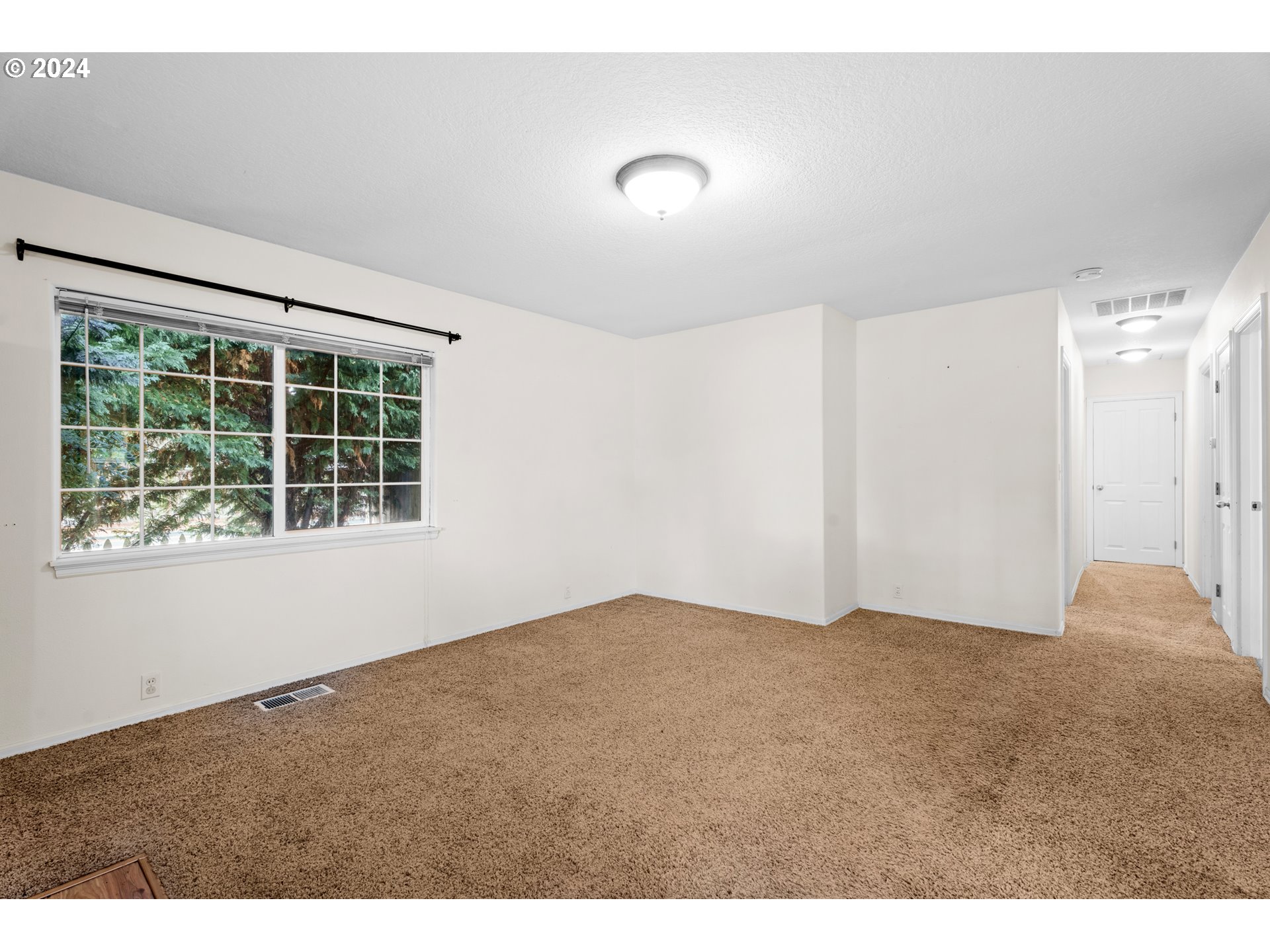 1297 South Fir Street Canby, OR 97013 - Photo 6 of 38