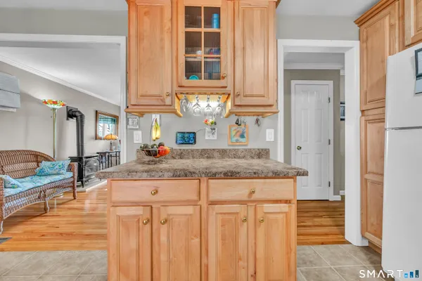$479,000 | 23 Fleetwood Drive, Danbury, CT 06810