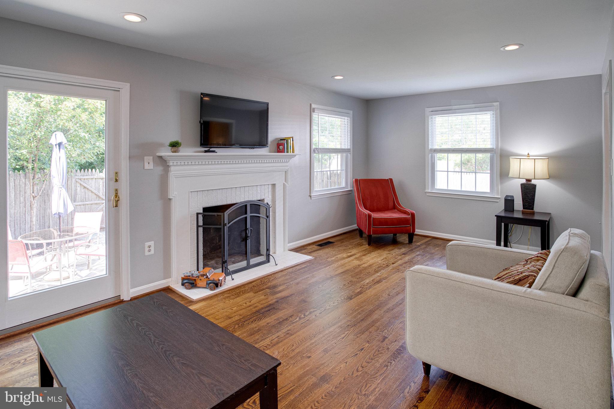 7046 Leestone Street Springfield, VA 22151 - Photo 14 of 62