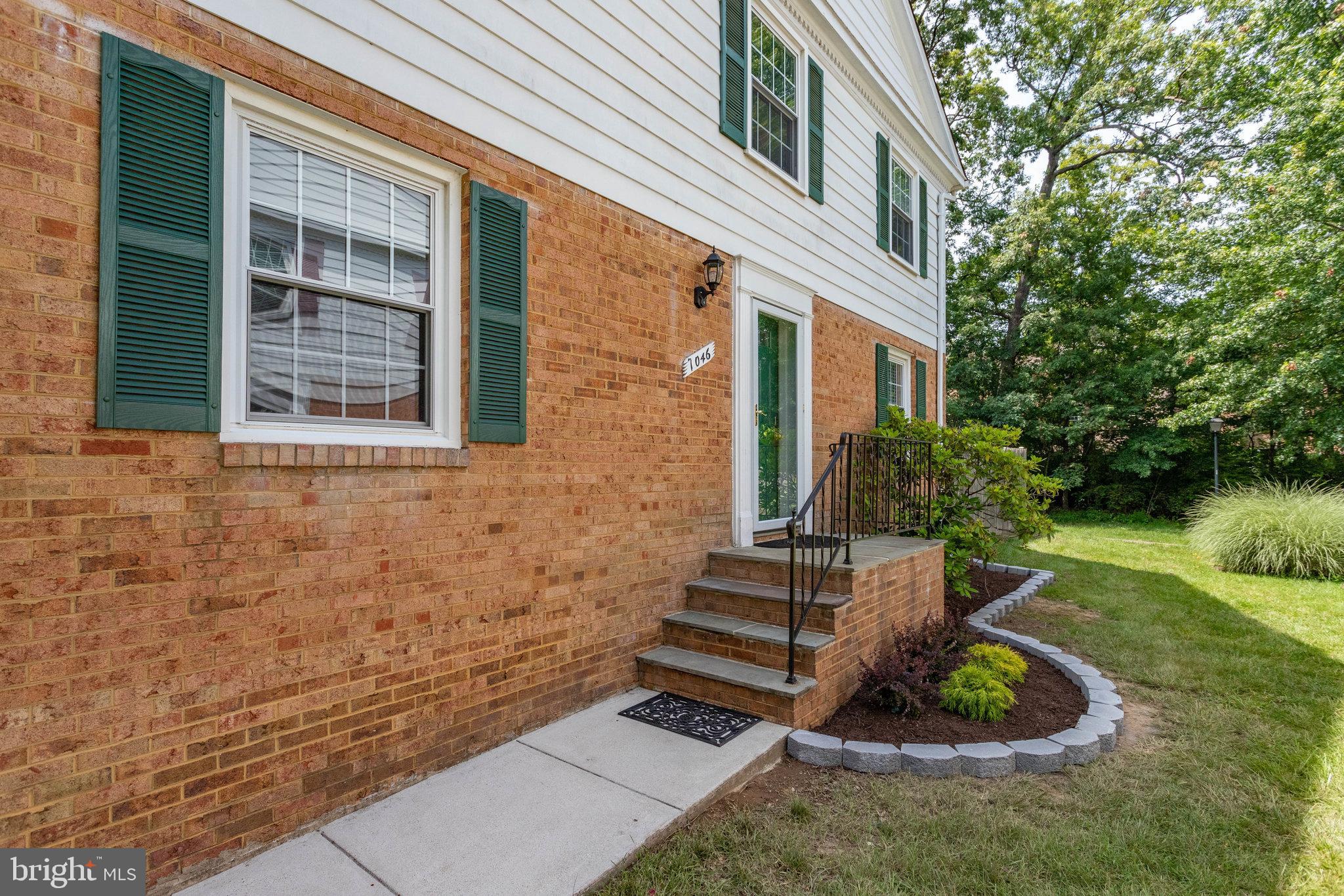 7046 Leestone Street Springfield, VA 22151 - Photo 6 of 62