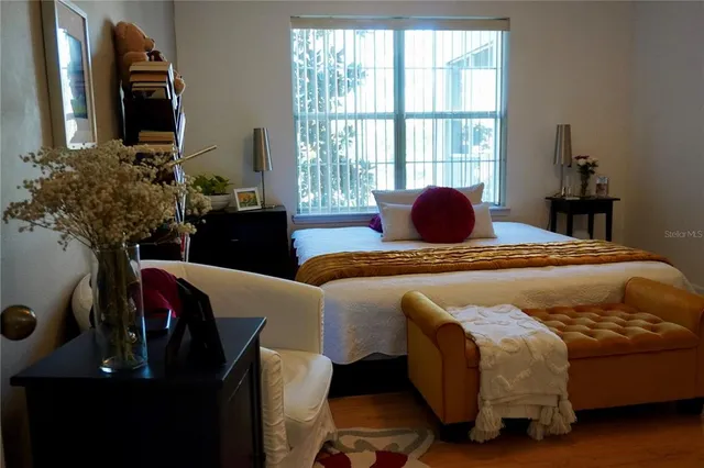 a view of entryway with livingroom and furniture