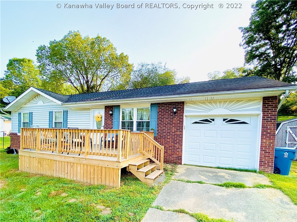 559 Charleston Road Point Pleasant, WV 25550 - Photo 1 of 34 Gallery Image 1