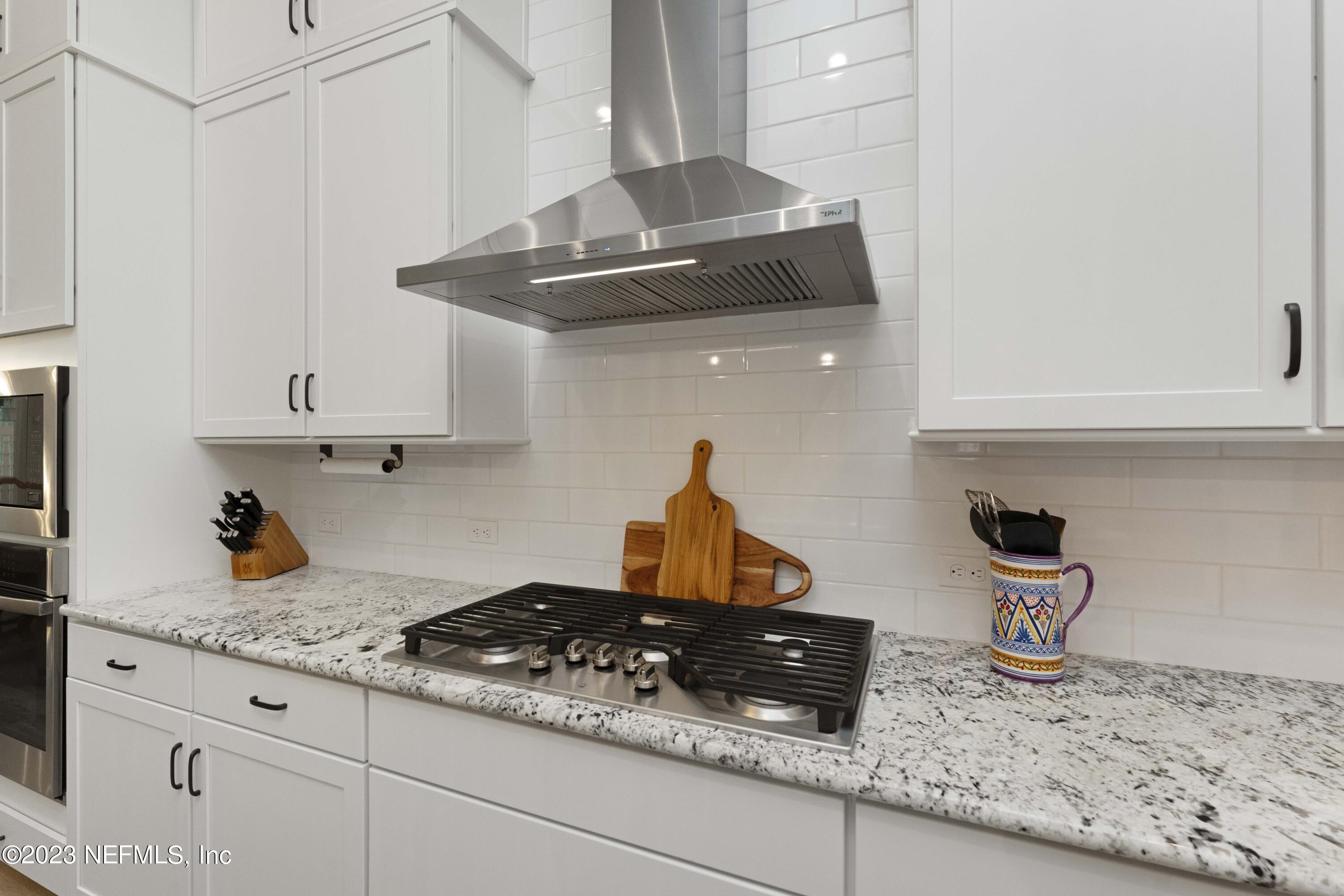 515 Park Forest Drive Ponte Vedra, FL 32081 - Photo 17 of 106 36" Gas Cooktop