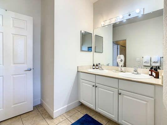 2950 Lucayan Harbour Circle, Unit 105 Kissimmee, FL 34746 - Photo 27 of 37