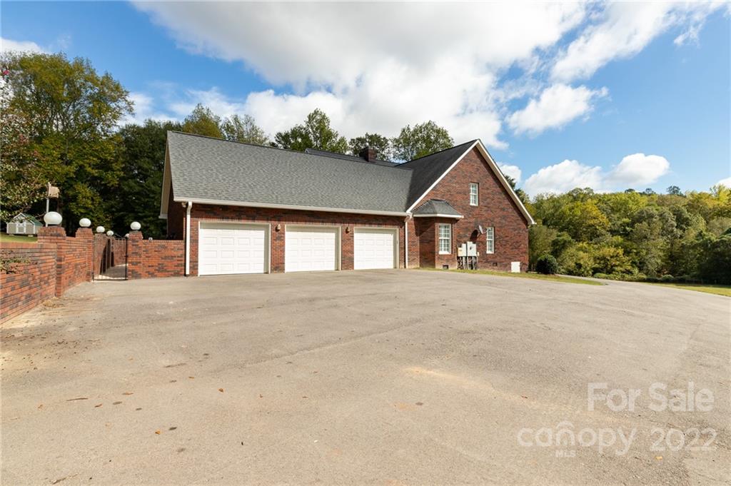 200 Range Road Kings Mountain, NC 28086 - Photo 9 of 45 a view of house and outdoor space