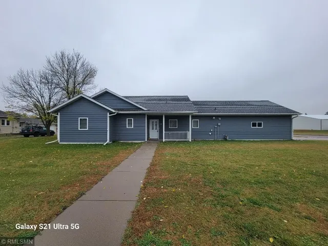 $279,000 | 541 Creamery Avenue North, Browerville, MN 56438