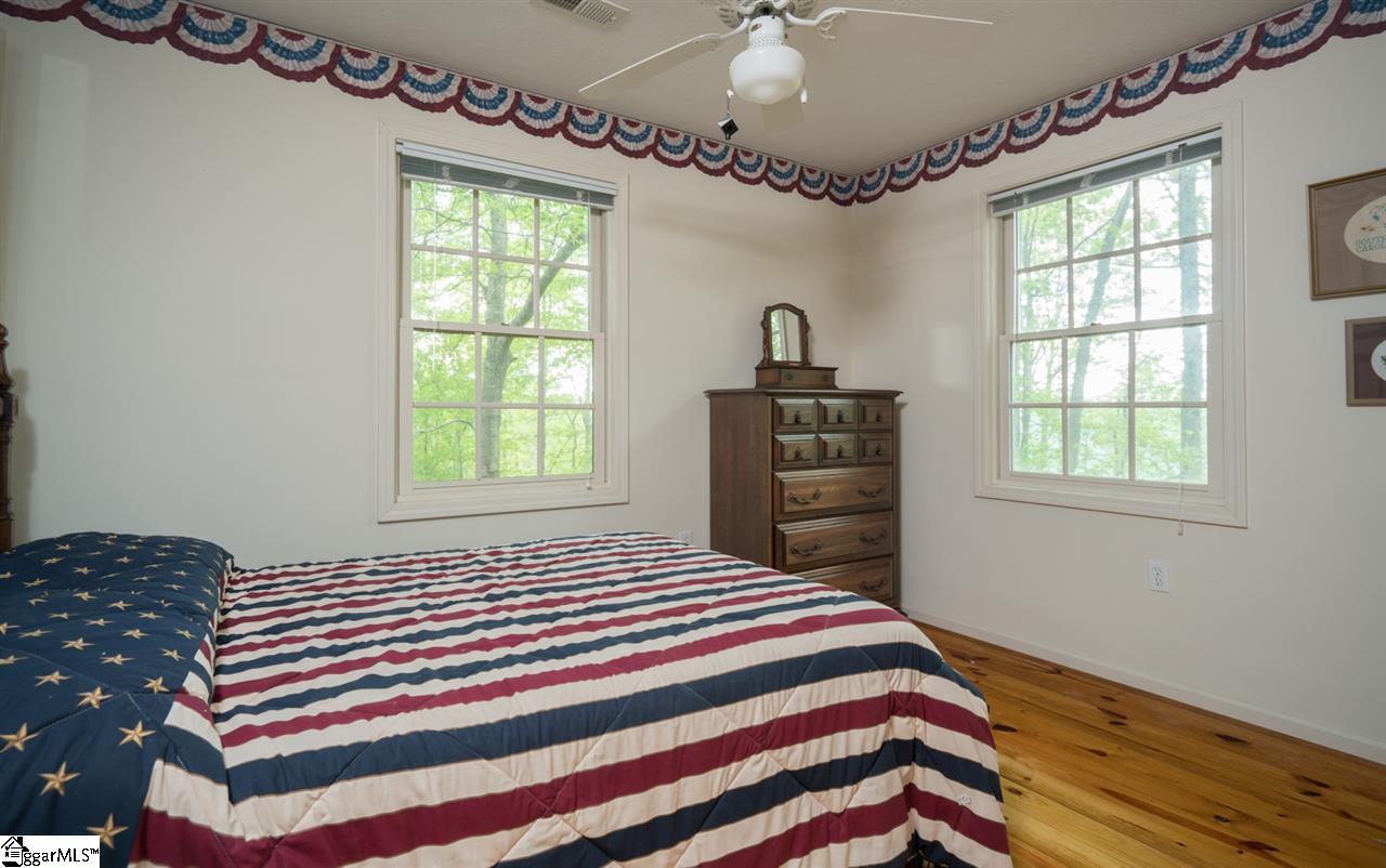 110 Conifer Falls Road Cleveland, SC 29635 - Photo 17 of 36
