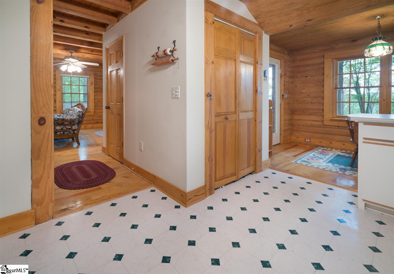 110 Conifer Falls Road Cleveland, SC 29635 - Photo 9 of 36