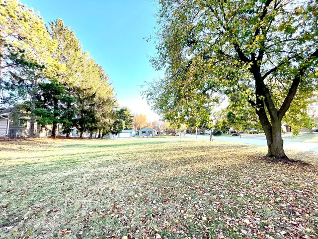 $125,000 | 2569 Stacker Boulevard, St. Paul, MN 55110