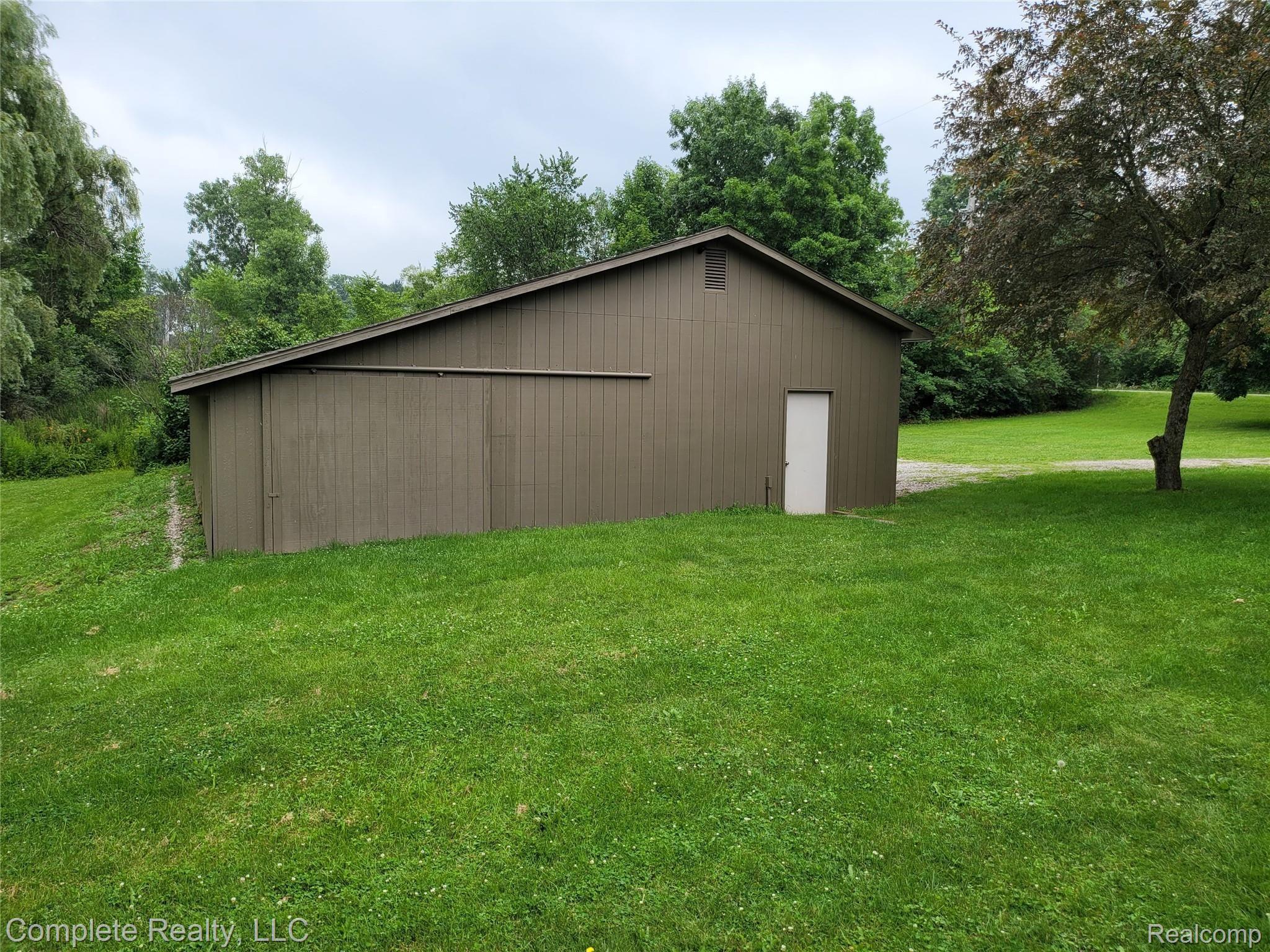 10165 East Atherton Road Davison, MI 48423 - Photo 54 of 54 20210712_153809.jpg