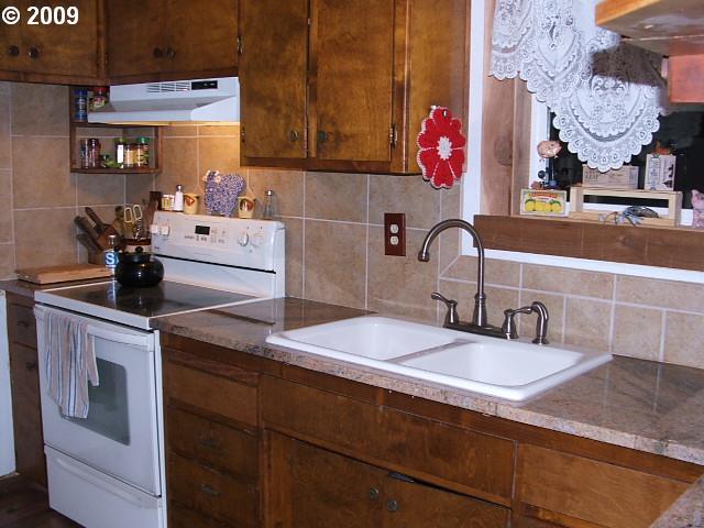 31523 Fairview Road Rainier, OR 97048 - Photo 8 of 16