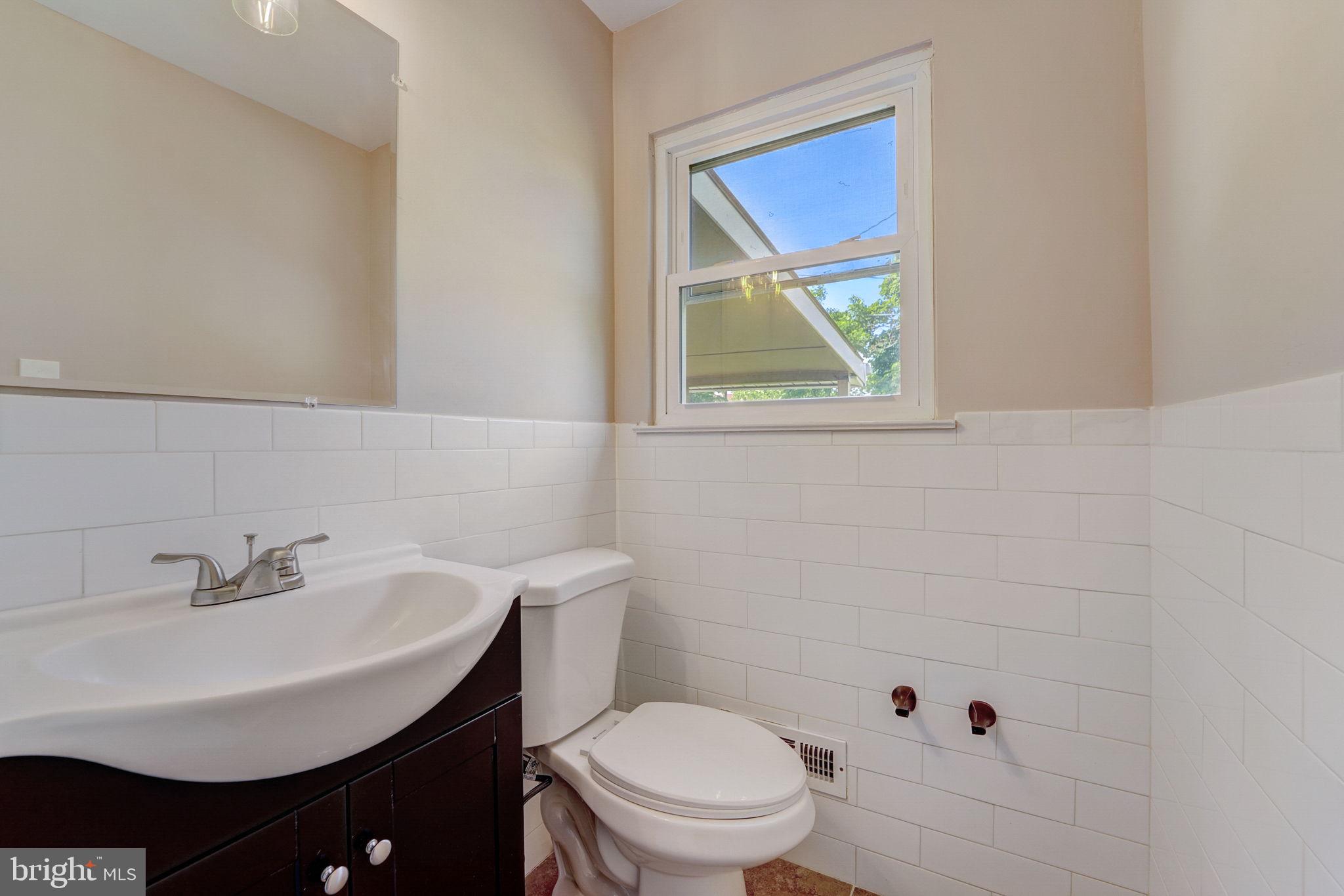 1410 Woodbridge Road Catonsville, MD 21228 - Photo 12 of 43 Gallery Image 12