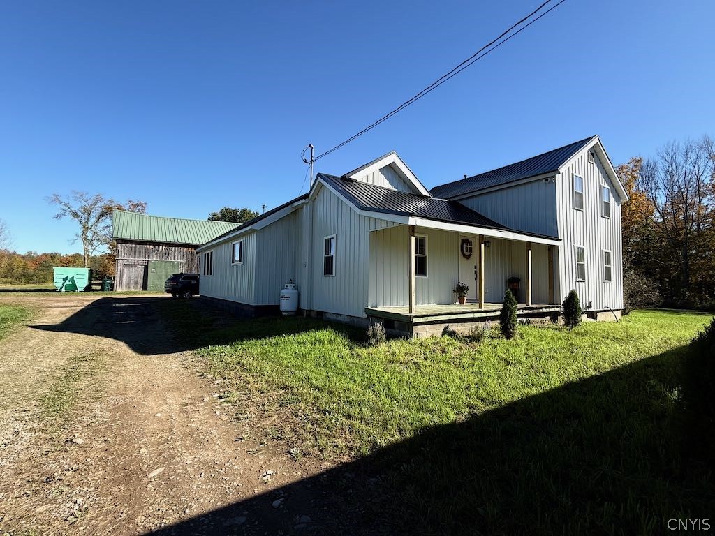392 Albion Cross Road Pulaski, NY 13142 - Photo 8 of 45 Gallery Image 8