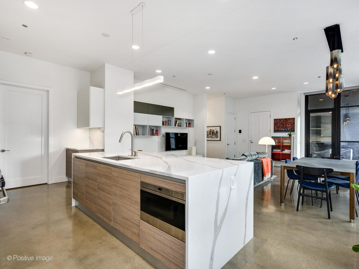 900 West Washington Boulevard, Unit 301 Chicago, IL 60607 - Photo 12 of 26