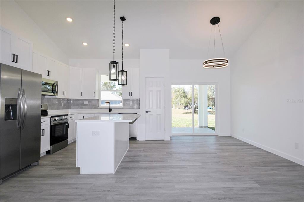 3915 El Rado Avenue Sebring, FL 33872 - Photo 13 of 45