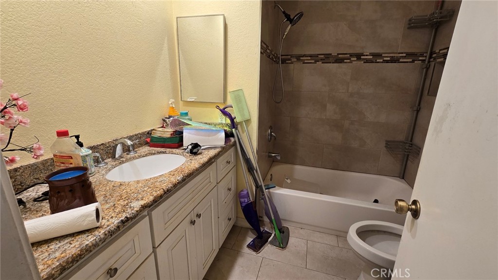 18598 Granite Avenue Riverside, CA 92508 - Photo 32 of 39 Bathroom 1 no edit