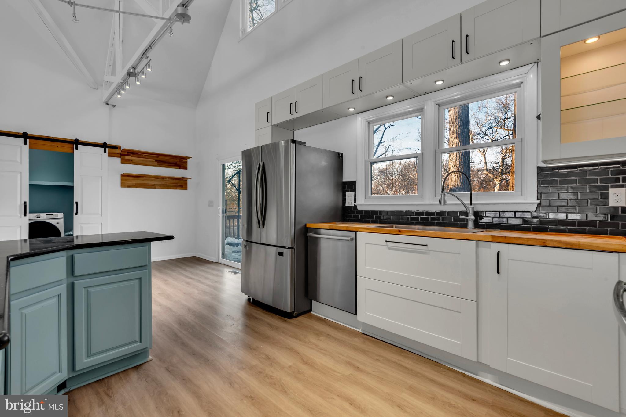 1080 Crestview Drive Annapolis, MD 21409 - Photo 12 of 48 Plenty of cabinetry