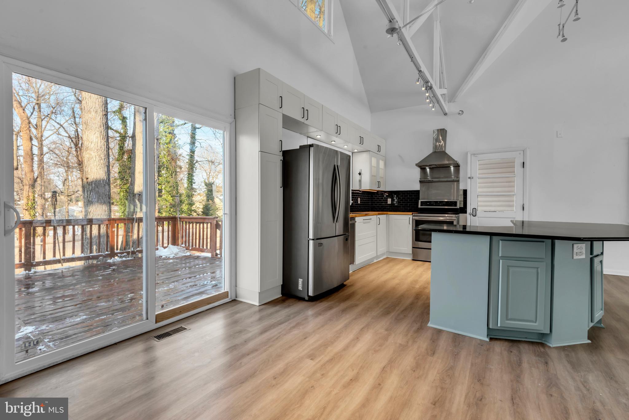 1080 Crestview Drive Annapolis, MD 21409 - Photo 16 of 48 Dining room goes to back deck