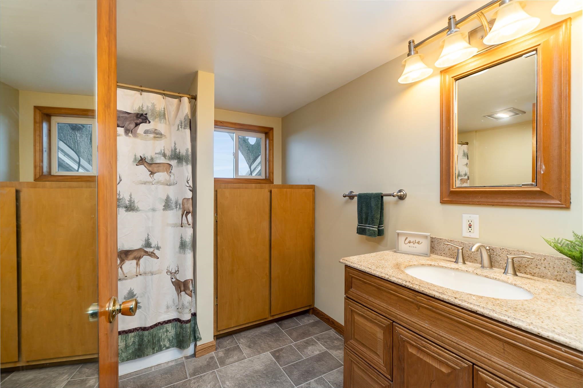 2143 North Blair Road Ithaca, MI 48847 - Photo 20 of 42