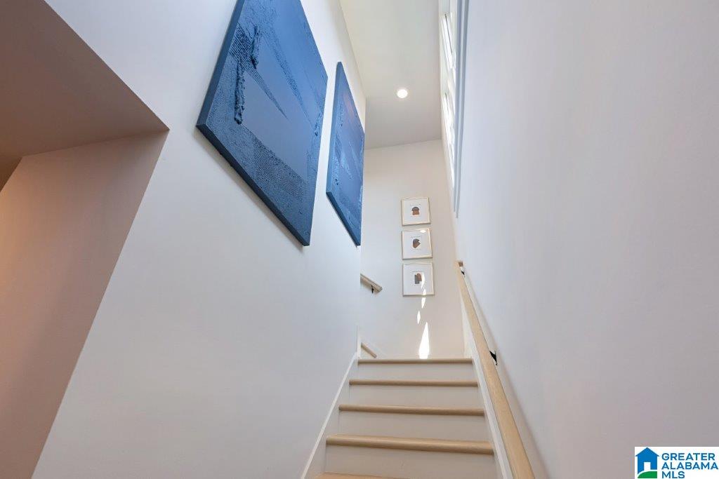 1645 Timberview Road Birmingham, AL 35244 - Photo 34 of 51 Gallery Image 34