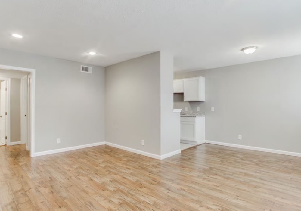950 Live Oak Street Dallas, TX 75206 - Photo 5 of 6 a view of empty room with wooden floor