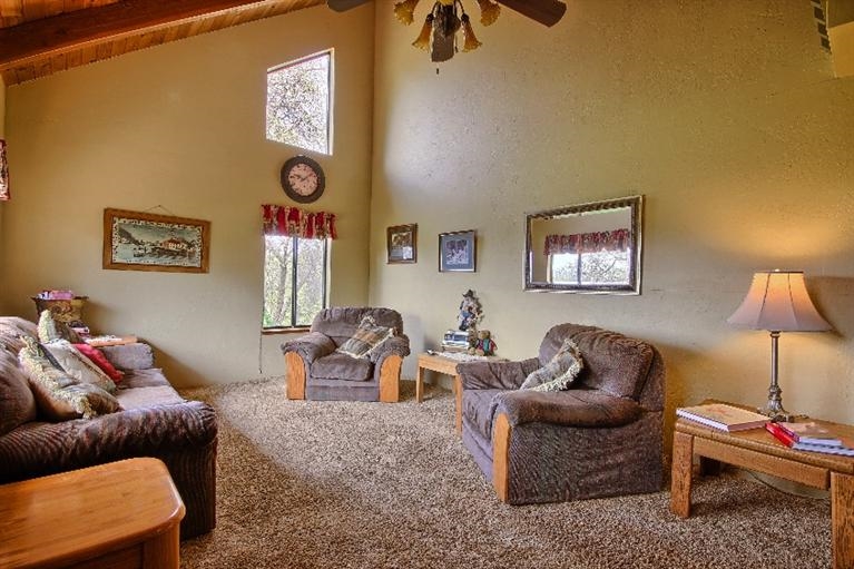 36141 Wells Road Coarsegold, CA 93614 - Photo 4 of 10 Gallery Image 4