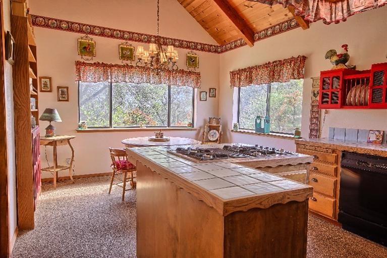 36141 Wells Road Coarsegold, CA 93614 - Photo 7 of 10 Dining/breakfast nook area.