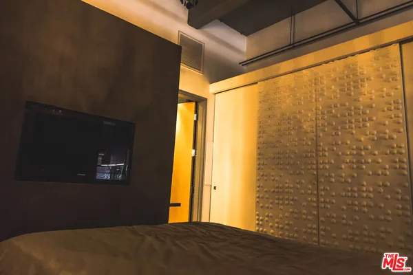 a bath tub sitting next to a bathroom