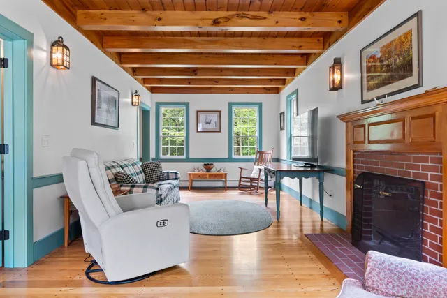 $1,395,000 | 373 Brixham Road, Eliot, ME 03903