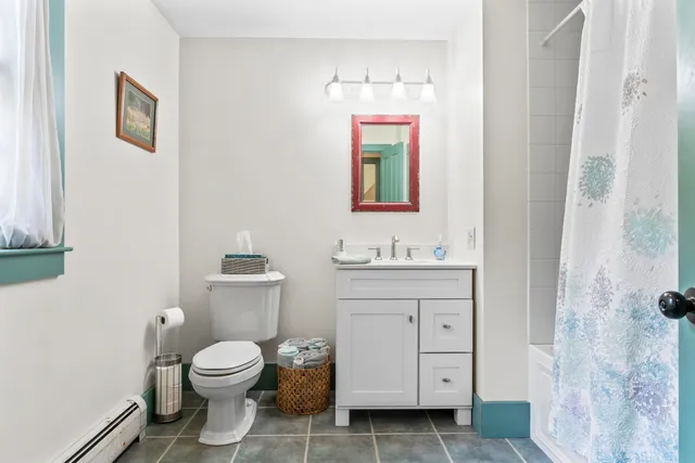 $1,395,000 | 373 Brixham Road, Eliot, ME 03903