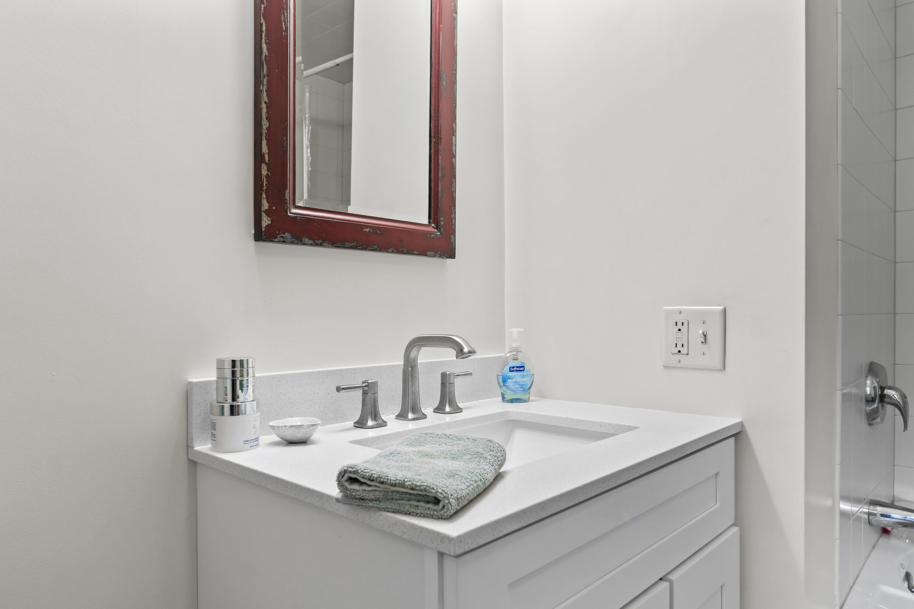 373 Brixham Road Eliot, ME 03903 - Photo 36 of 60 Primary Bathroom