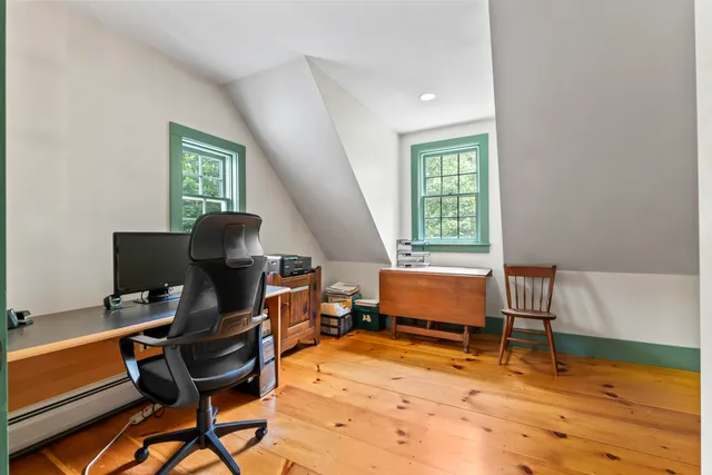 $1,395,000 | 373 Brixham Road, Eliot, ME 03903