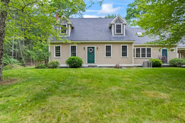 $1,395,000 | 373 Brixham Road, Eliot, ME 03903