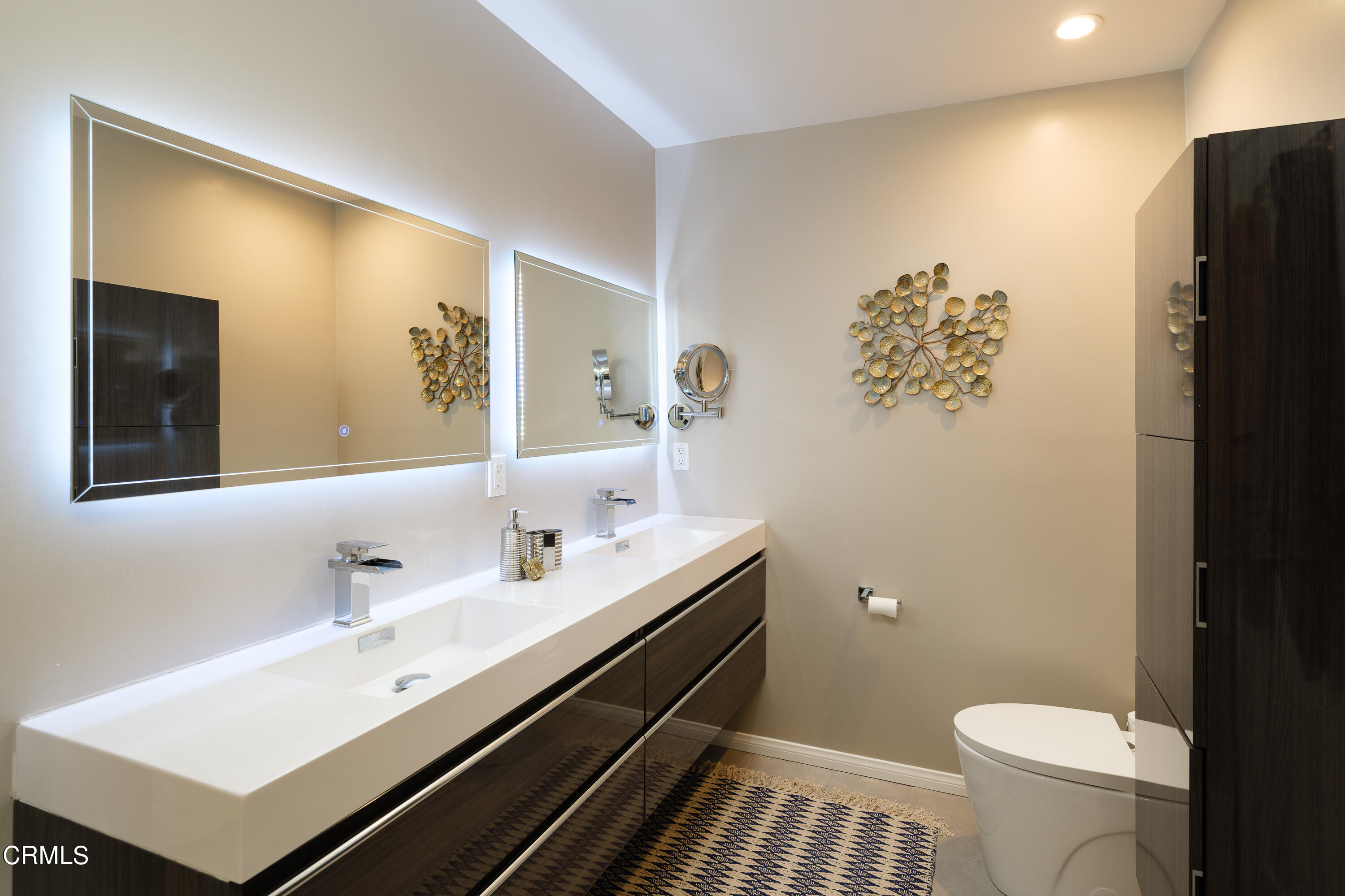 1020 Briarcliff Road Monrovia, CA 91016 - Photo 28 of 72 a bathroom with a sink mirror vanity and toilet