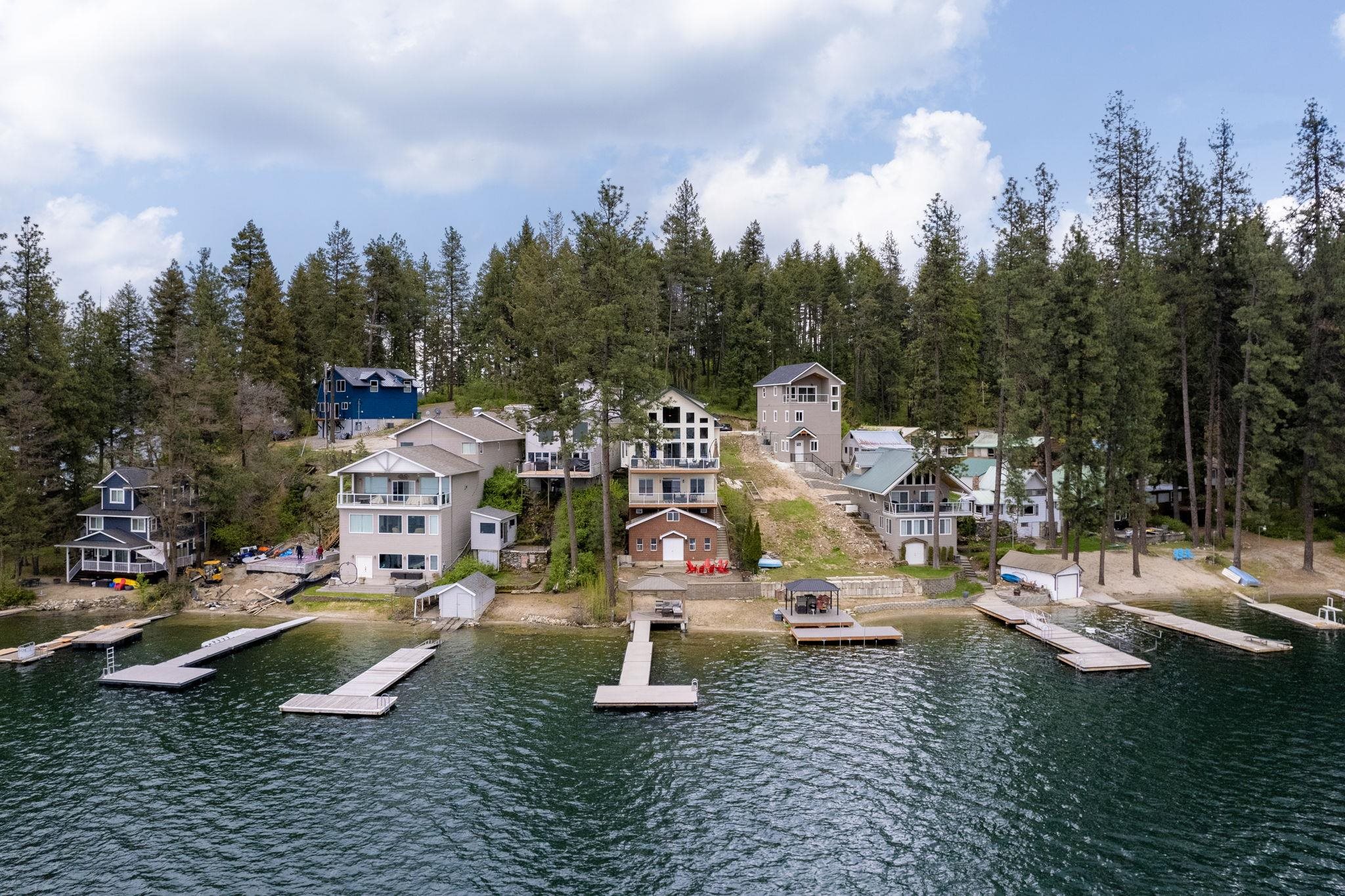 44970 Lakeshore Homes Road Loon Lake, WA 99148 - Photo 3 of 49 Gallery Image 3