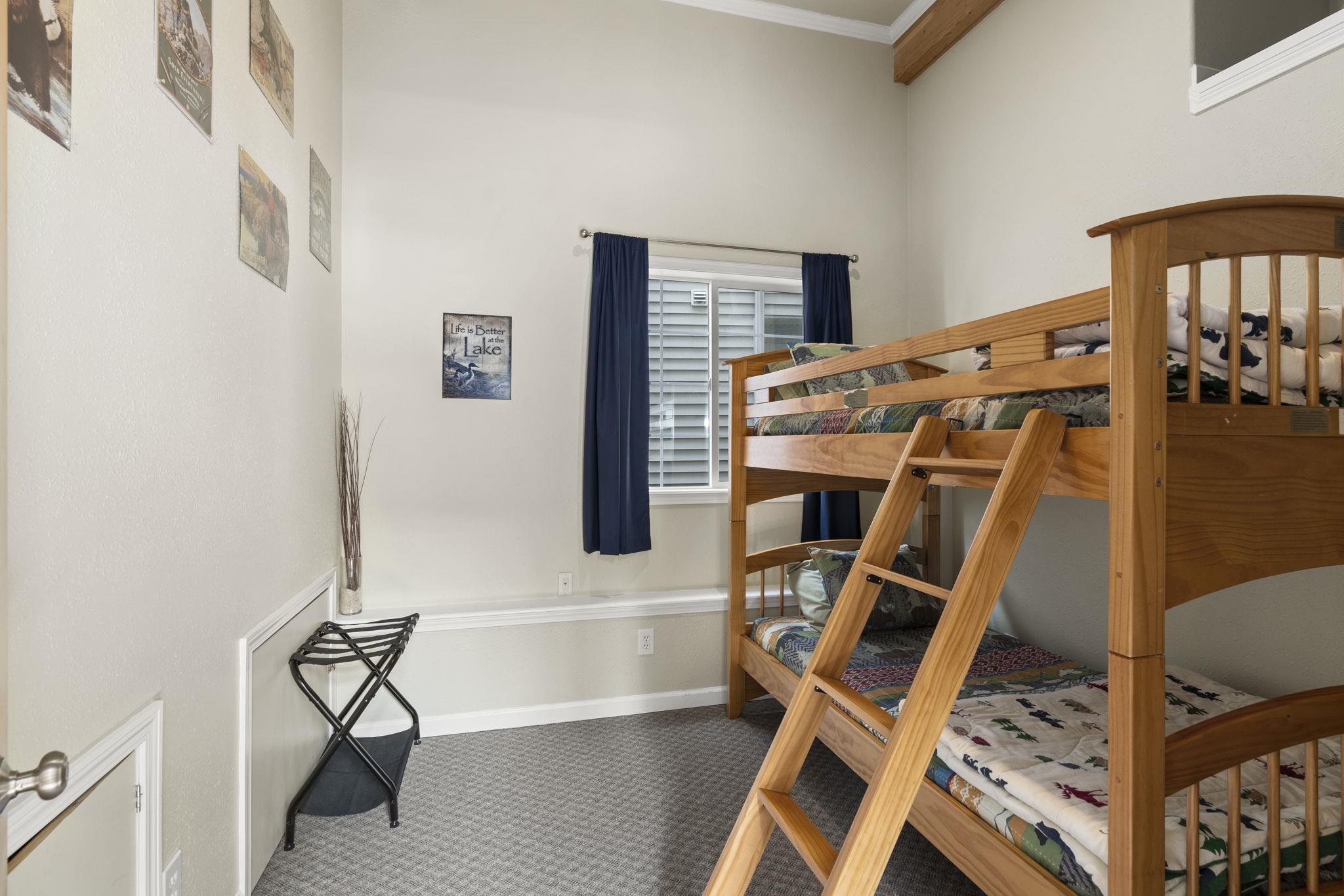 44970 Lakeshore Homes Road Loon Lake, WA 99148 - Photo 45 of 49 Gallery Image 45