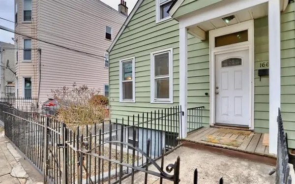 $3,750 | 166 St Pauls Avenue, Jersey City, NJ 07306