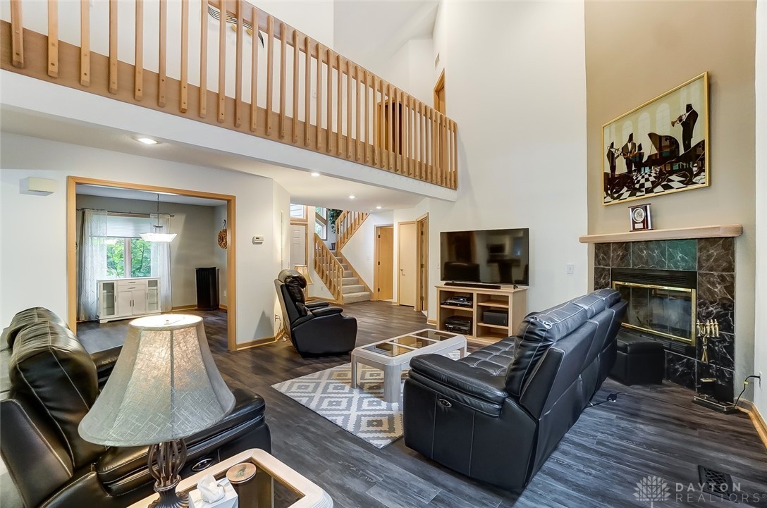 8585 Ridge Creek Court Springboro, OH 45066 - Photo 12 of 58 Gallery Image 12