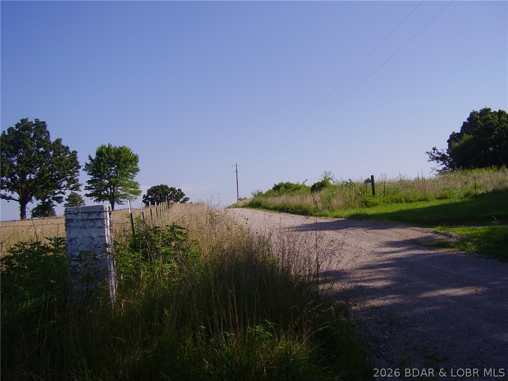 3525 South 240th Road Louisburg, MO 65685 - Photo 3 of 17
