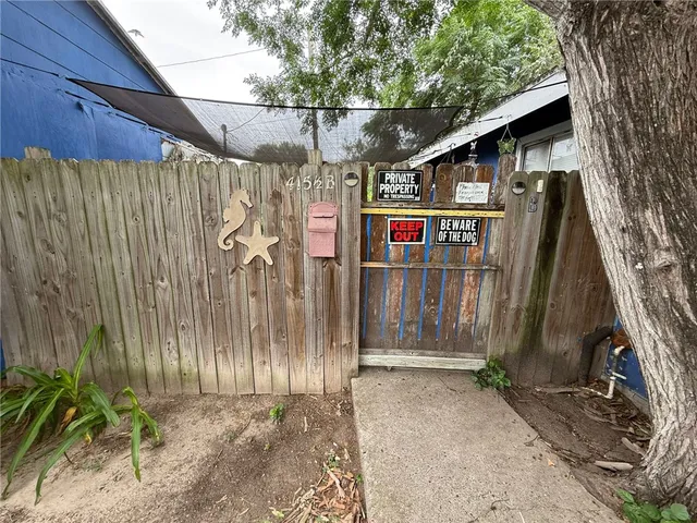 a view of outdoor space