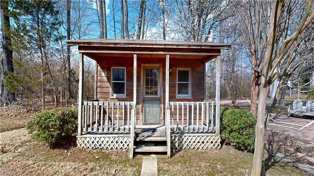 6919 East Holly Grove Road Thomasville, NC 27360 - Photo 12 of 50 16 x 10