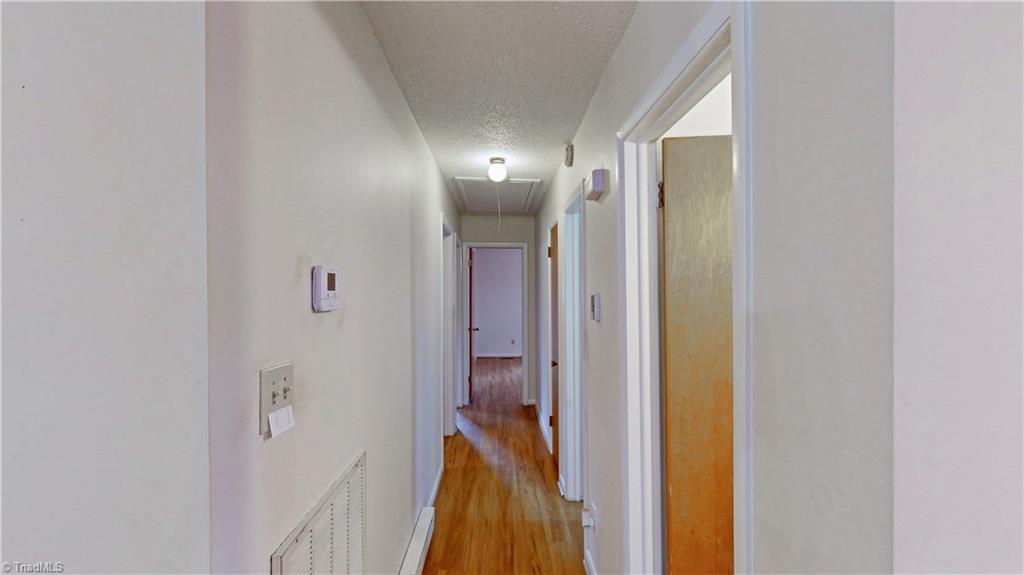 6919 East Holly Grove Road Thomasville, NC 27360 - Photo 28 of 50 hallway