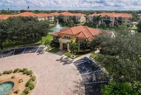 $199,000 | 4105 Residence Drive, Unit 707, Fort Myers, FL 33901