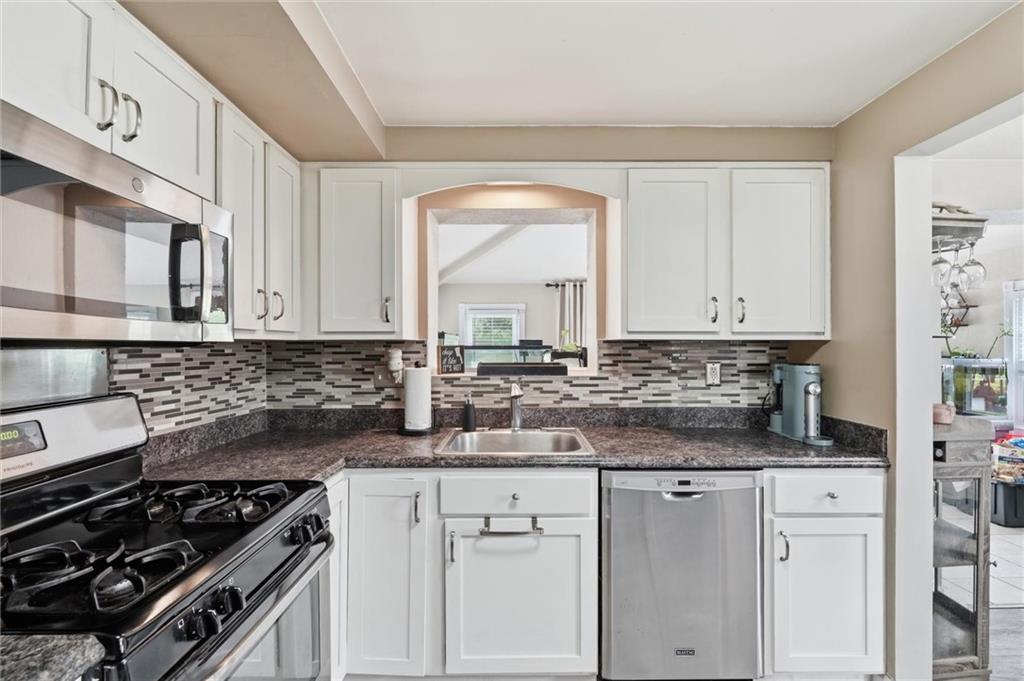 6512 Springvale Drive Pittsburgh, PA 15236 - Photo 17 of 50 Gallery Image 17