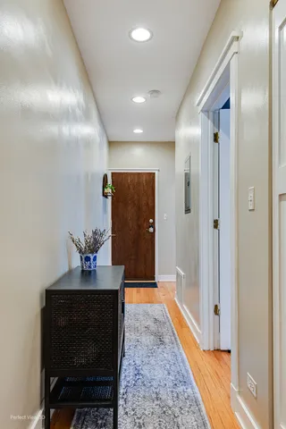 $239,000 | 2111 West Arthur Avenue, Unit 1S, Chicago, IL 60645