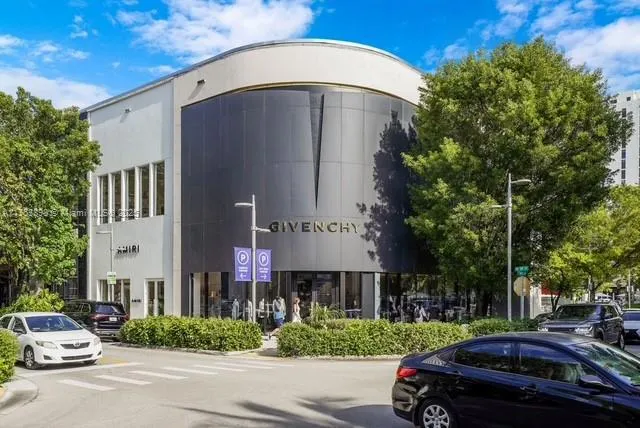 $2,185,000 | 4727 Northeast 1st Court, Miami, FL 33137